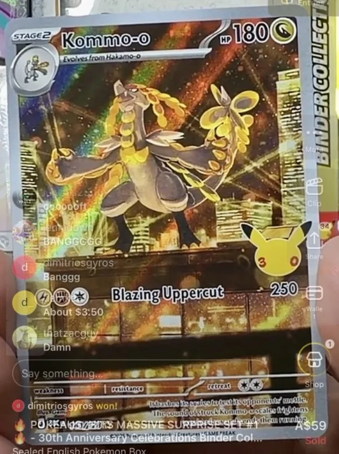 Carte Ékaïser 180 PV Niveau 2 du set 30 ans, attaque Blazing Uppercut 250, illustration ville de nuit, extension 30e Anniversaire Pokémon