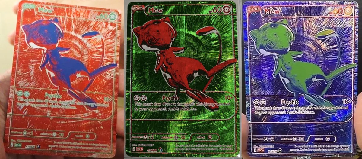 Les trois cartes Mew RGB du set 30C côte à côte : R/RGB fond rouge Mew bleu, G/RGB fond vert Mew rouge, B/RGB fond bleu-violet Mew vert, illustration YOSHIROTTEN